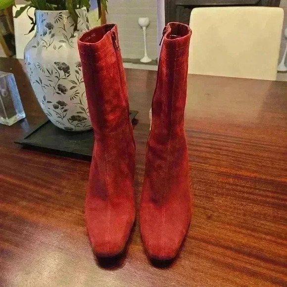 Bandolino Womens Suede Kitten Heel Wedge Square Toe Boots Maroon Red Size 10.5 - Picture 3 of 11